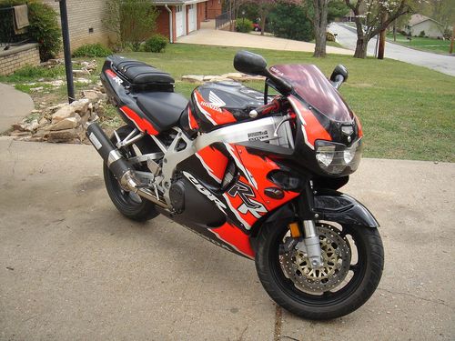 Product picture CBR900 RR 1996, 1997, 1998  Workshop Repair Manual